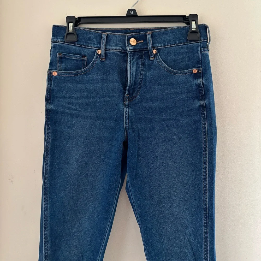 Express Women’s Skinny Mid Rise Medium Jeans Wash size 00R - Picture 4 of 6